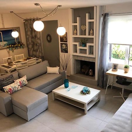 Sofia'S Pearl Beachfront Maisonette Nea Kallikrateia Екстериор снимка